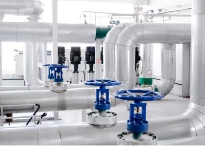 Sistem Plumbing pada Gedung Modern: Peran Penting Pompa dalam Distribusi Air