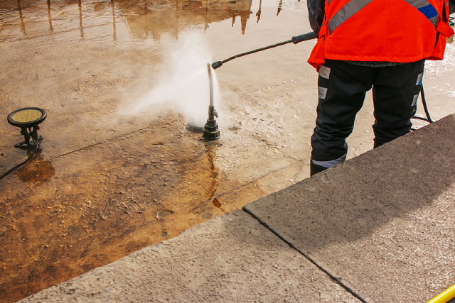 Pressure Washer Guide: Nozzle Types and When to Use Them Pressure Washer Guide: Nozzle Types and When to Use Them