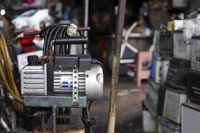 5 Vital Questions To Ask Before Purchasing A Vacuum Pump
