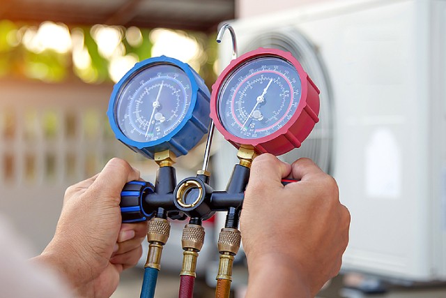 5 Hazards Everyone Should Avoid When Operating A Vacuum Pump